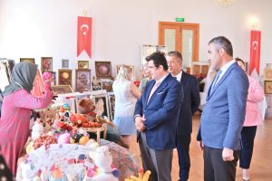HAYAT BOYU ÖĞRENME SERGİSİNE YOĞUN İLGİ