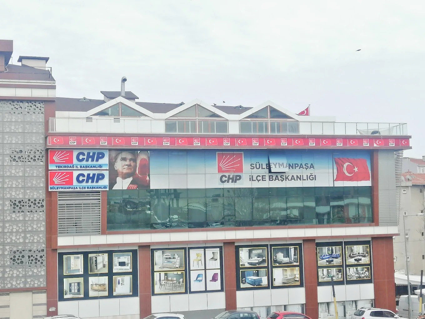 CHP İL VE İLÇE BAŞKANLIKLARININ İLETİŞİM KANALLARINA MÜDAHALE