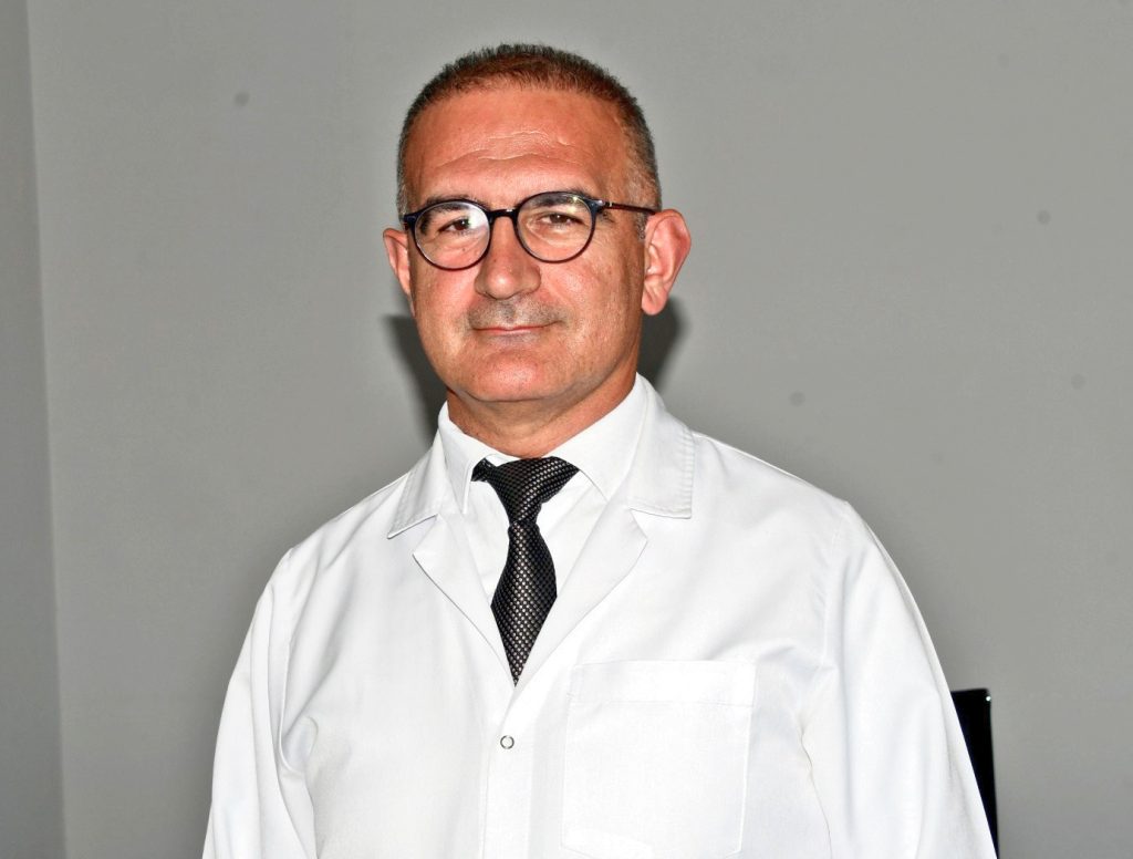 DOÇ. DR. MUSTAFA DOĞAN: AŞIRI SICAKLARDA GIDA ZEHİRLENMELERİ YOĞUN BAKIMA KADAR GÖTÜREBİLİR