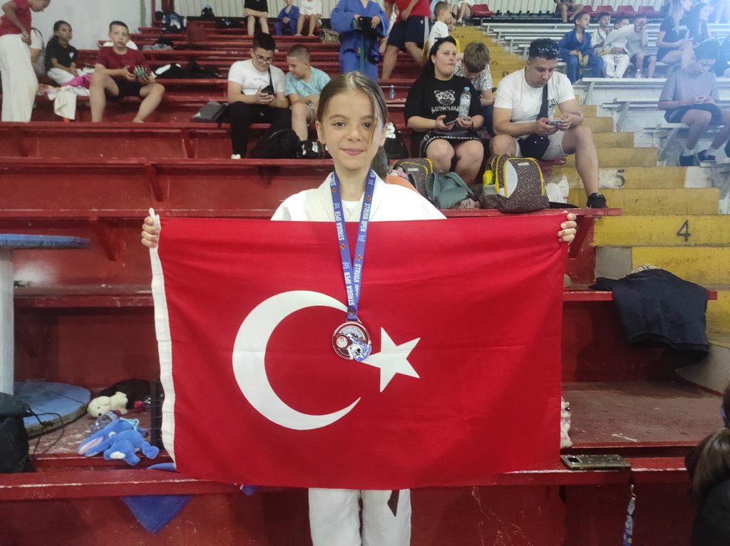 TÜRK JUDOCULARDAN KUZEY MAKEDONYA’DA TARİHİ BAŞARI