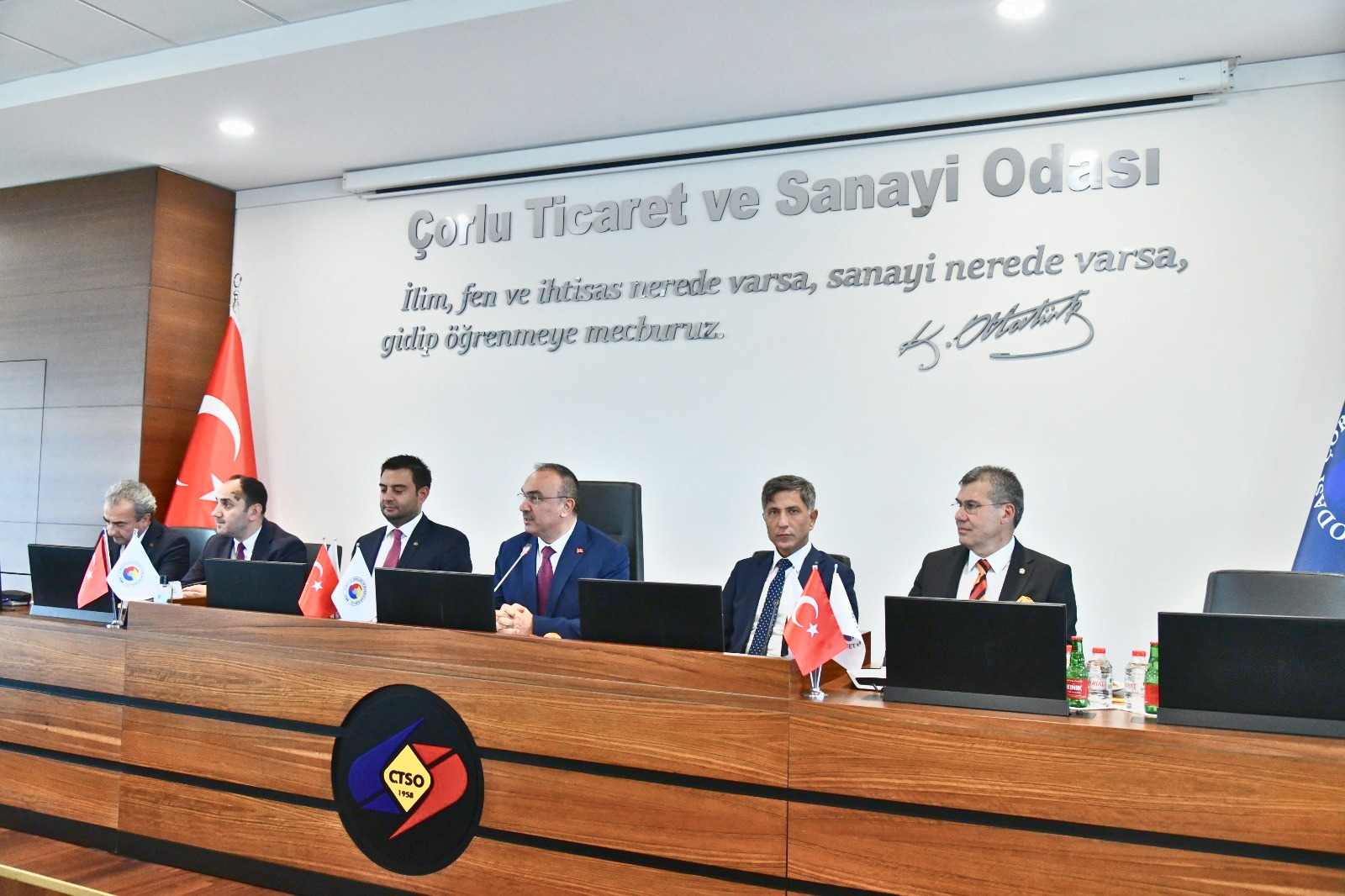 KOBİ’LERE DEV DESTEK: KAPASİTE GELİŞTİRME TOPLANTISI DÜZENLENDİ