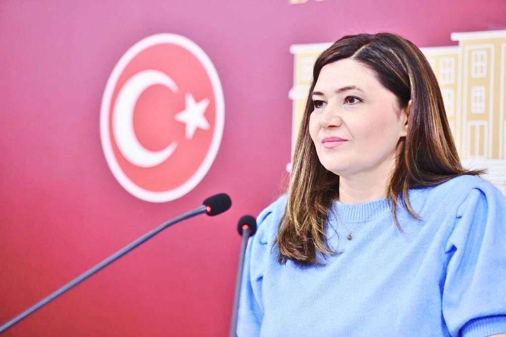 SELCAN TAŞÇI: MİLLET AÇKEN BÜTÇE NATO’YA AKIYOR